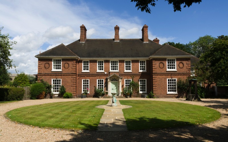 iStock 000037198222 Large